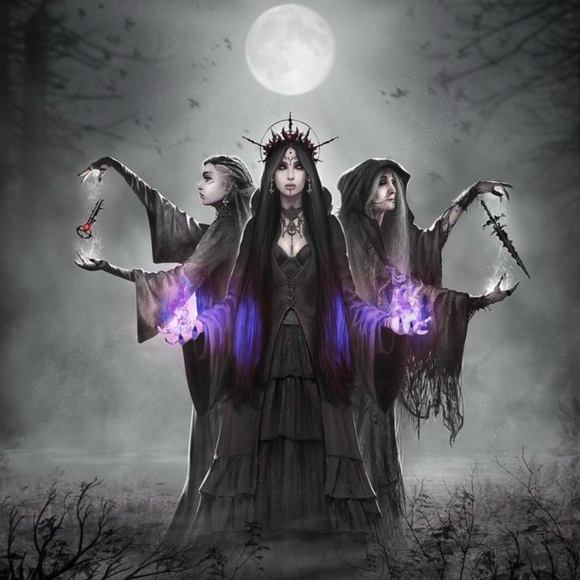 “Maiden, Mother, Crone” Hecate Triple Moon Greek Goddess Magic Cameo Necklace - Picture 5 of 13